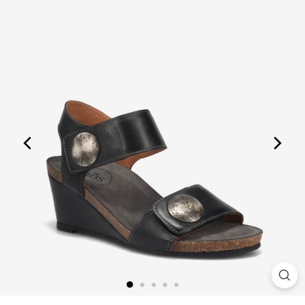 Brand New Taos Black leather Wedge Sandals